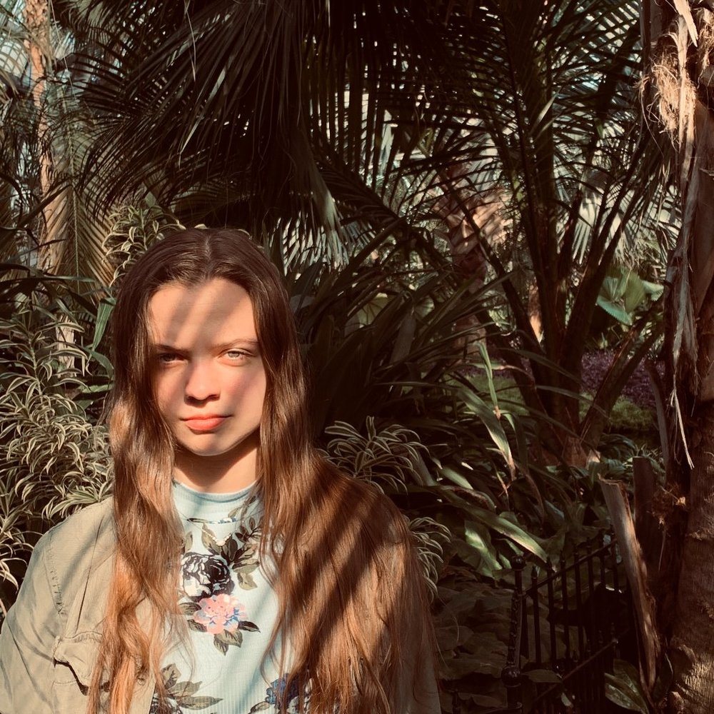 Meet your posher, Emma ❤